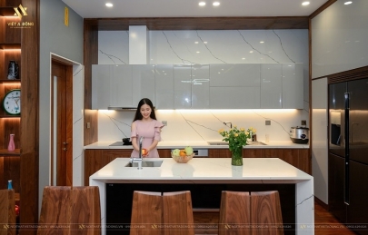 Bộ sư tập tủ bếp gỗ óc chó hiện đại mới nhất năm 2024